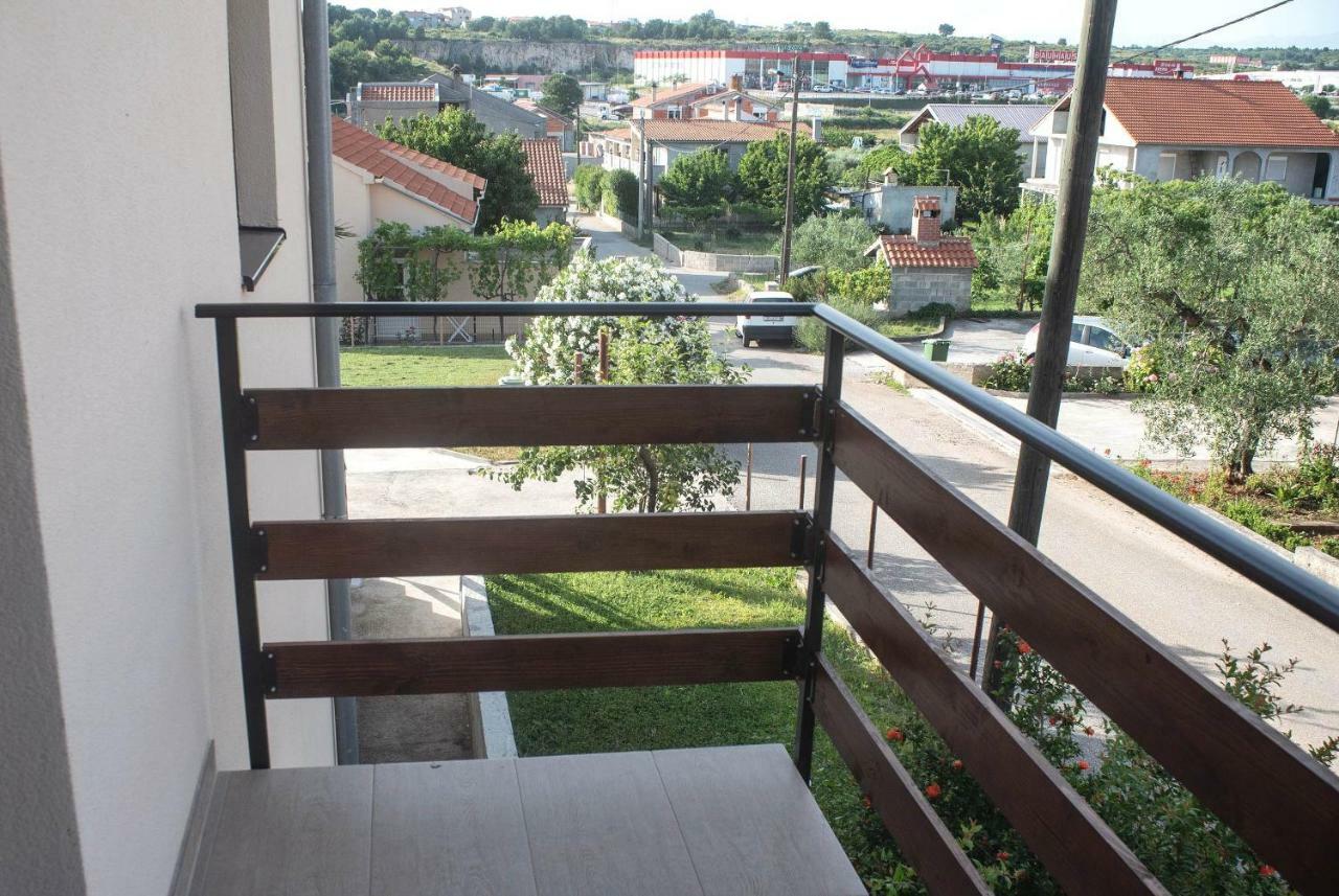 Appartamento Zara Esterno foto